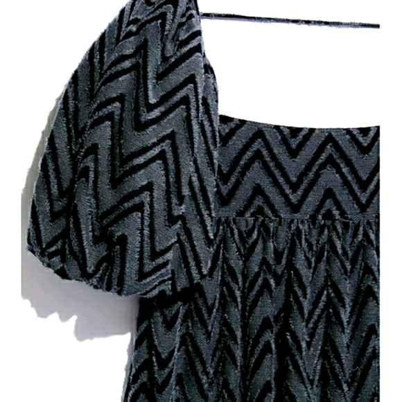 ❗SOLD OUT❗Free People | [Black] Wavy Baby Tunic Dress - Picture 7 of 16